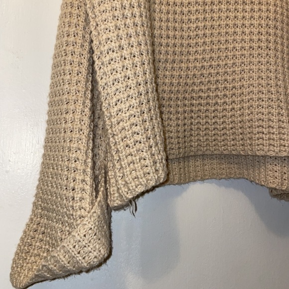 Goodnight Macaroon M/L Sweater in Cream - Picture 3 of 5